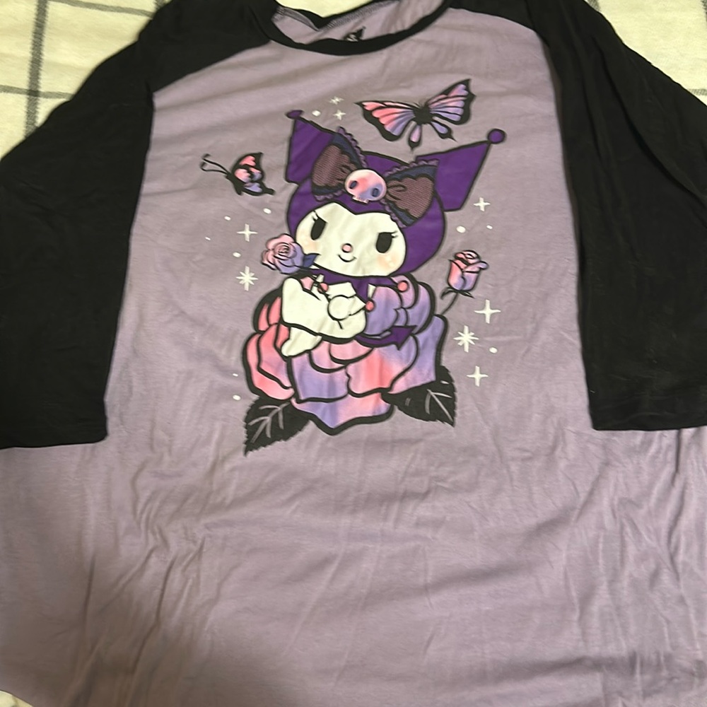Women’s Torrid Kuromi Baseball Graphic T Shirt, Size 2